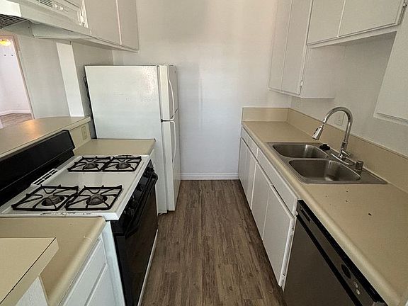 4th image of 1710 N Gladys Ave APT 3
