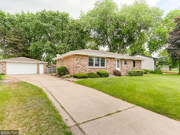 2nd image of 1325 Gary Dr