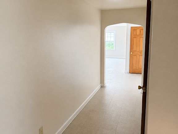 3rd image of 3808 Washington St #2
