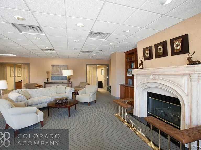 400 E 3rd Ave #1203 — Photo 11