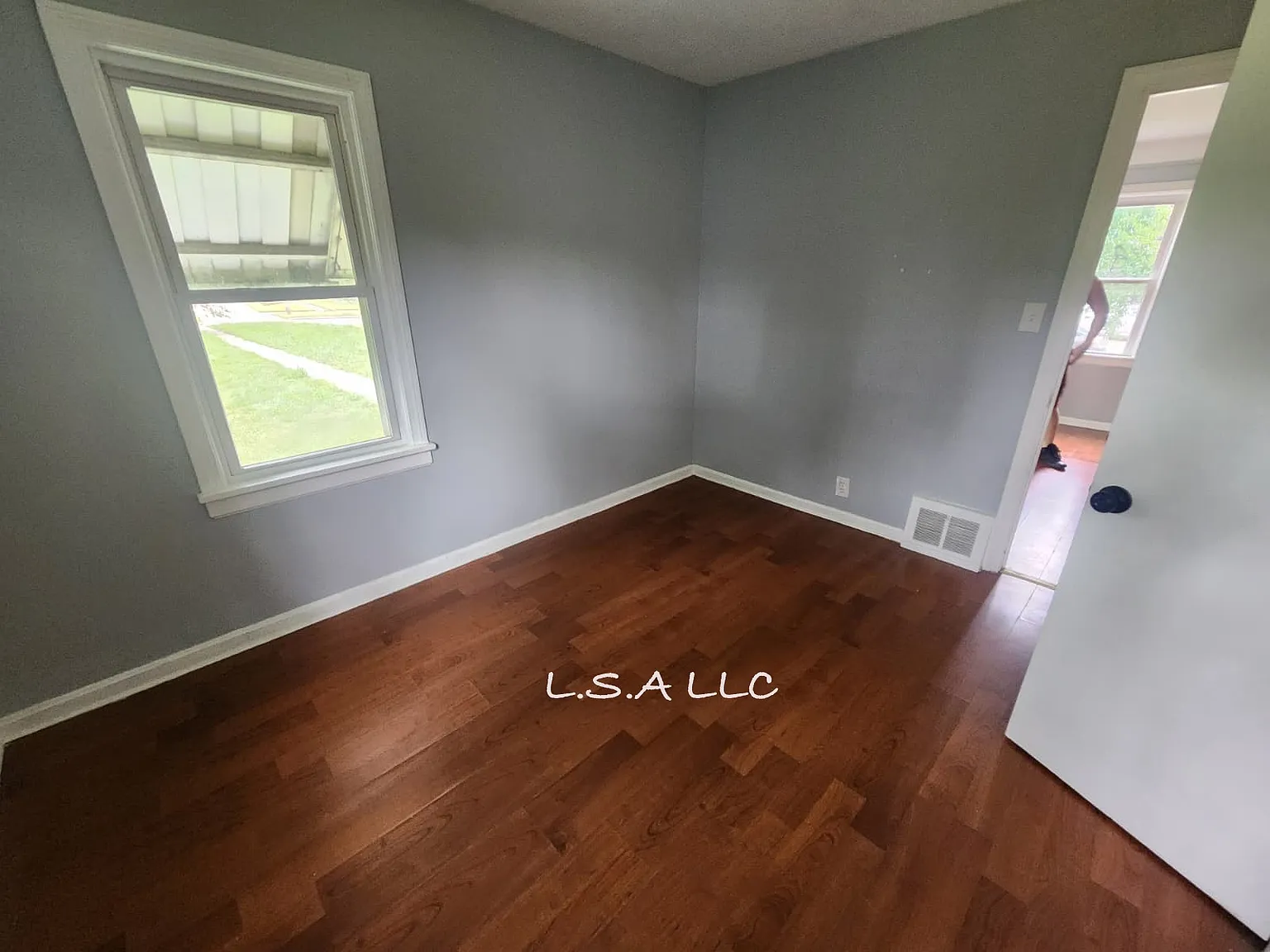 3 bed, 1.5 bath, 1890 sqft, $1,600 — Photo 4