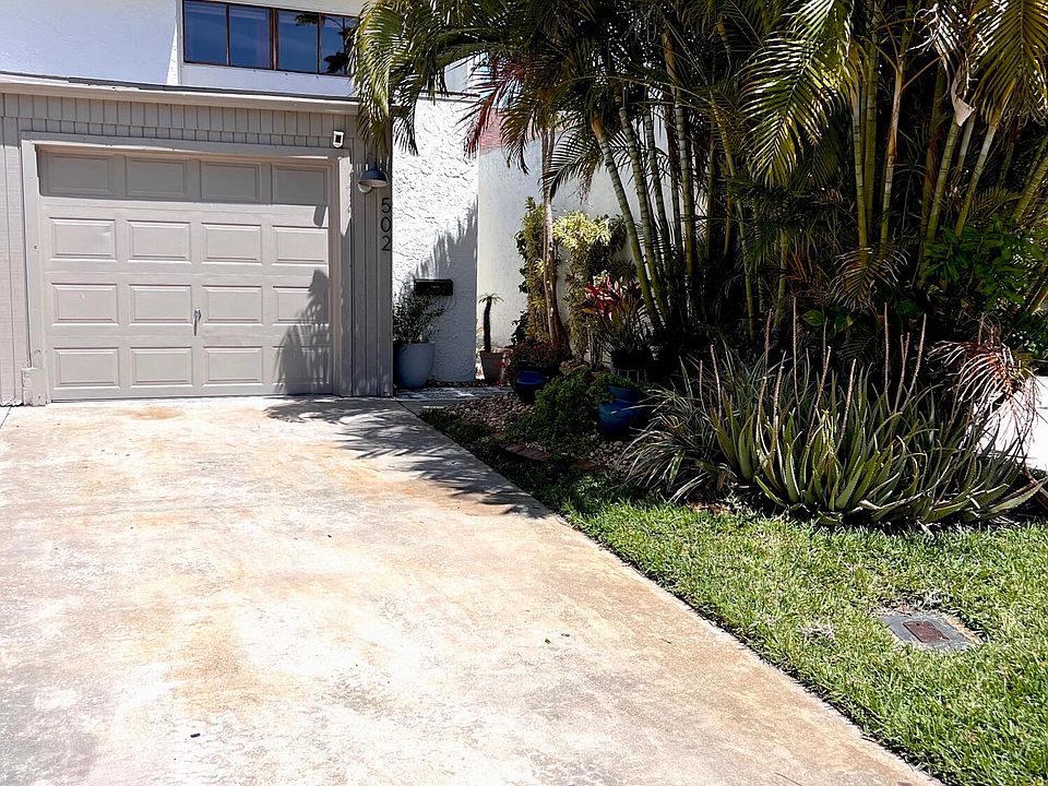 1st image of 502 Summerset Ct
