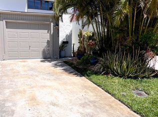 502 Summerset Ct, Indian Harbour Beach, FL 32937