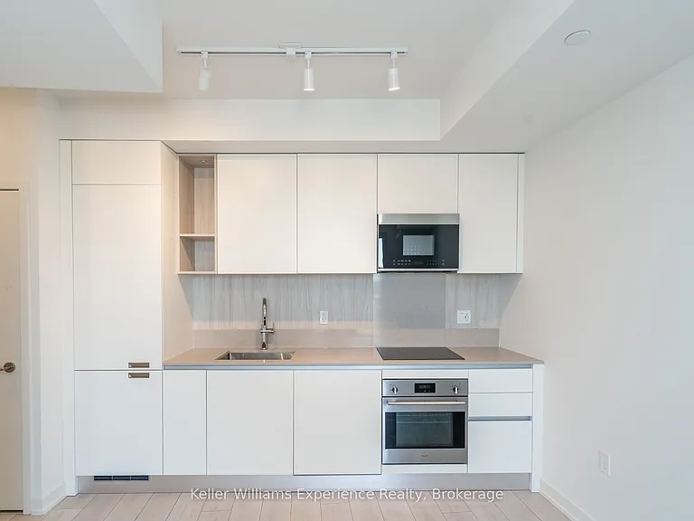 39 Mary St #2007 — Photo 6