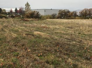 766 E Jefferson Ave, Ashland, OR 97520