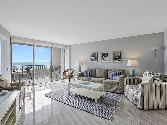 5th image of 440 Seaview Ct APT 904