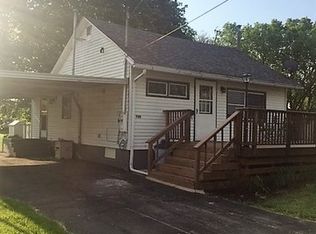 709 9th Ave, Rock Falls, IL 61071