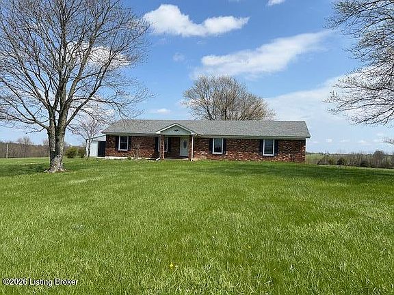 3rd image of 950 Hillspring Rd