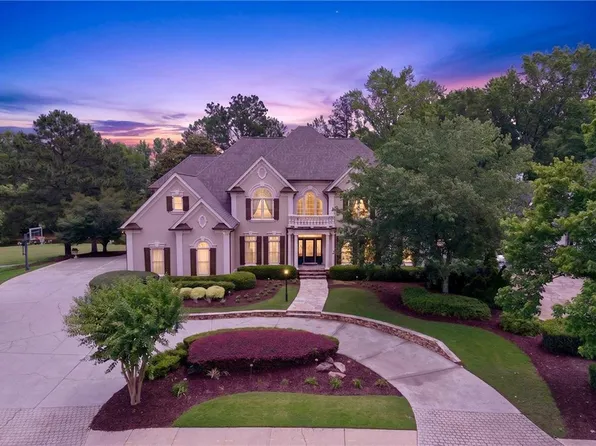 8320 Saint Marlo Fairway Dr, Duluth, GA 30097