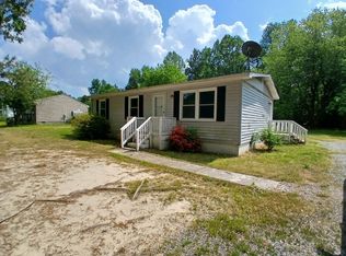 255 Chain Ferry Rd, Mattaponi, VA 23110