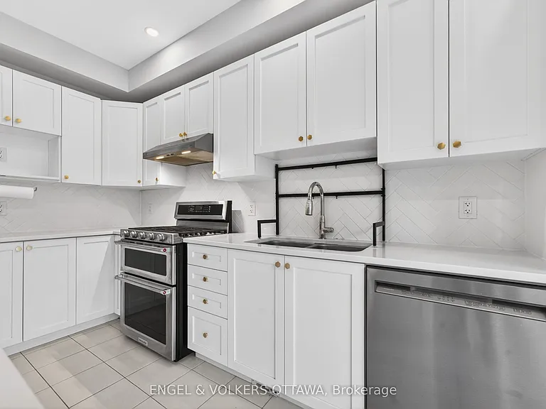 87 Coco Pl — Photo 17