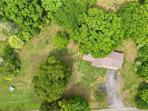3rd image of 174 Old Ballground Rd