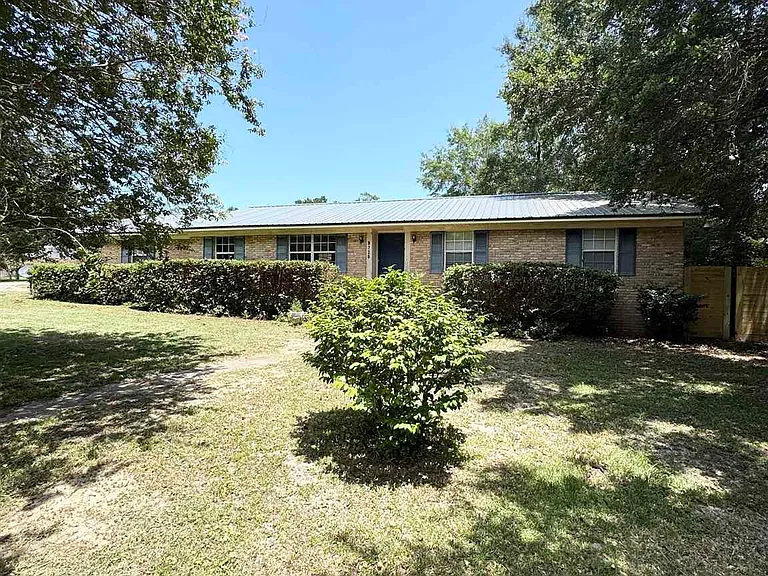 9720 Sandpiper St — Photo 2