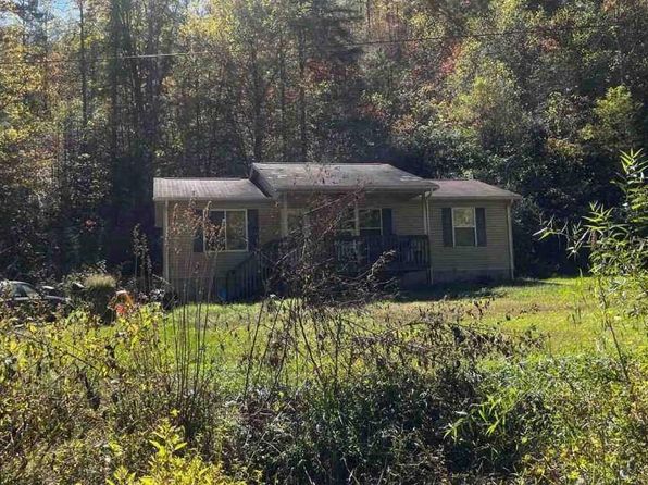 373 Mullins Hollow Rd, Sandy Hook, KY 41171