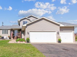 7017 Brian Dr, Centerville, MN 55038