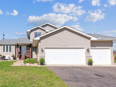 7017 Brian Dr, Centerville, MN, 55038