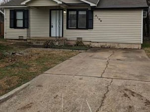 6105 Jacks Ave