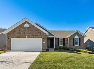 915 Birch View Ct, Lake Saint Louis, MO 63367
