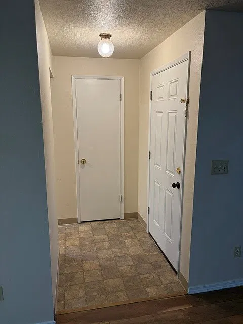 2 bed, 820 sqft, $1,375 — Photo 2