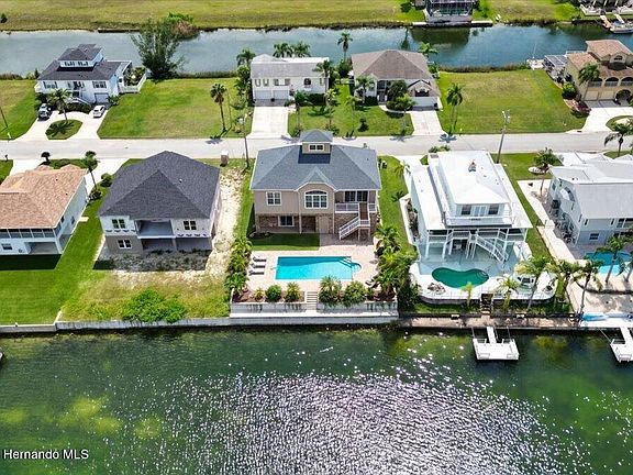 5th image of 3471 Amberjack Dr