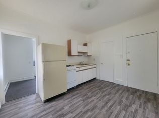 221 Bay St APT 2, Taunton, MA 02780