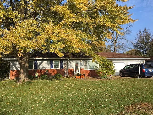 501 Timberview Dr photo 1
