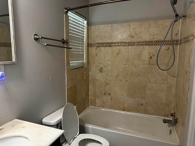 4618 Cove Rd — Photo 10