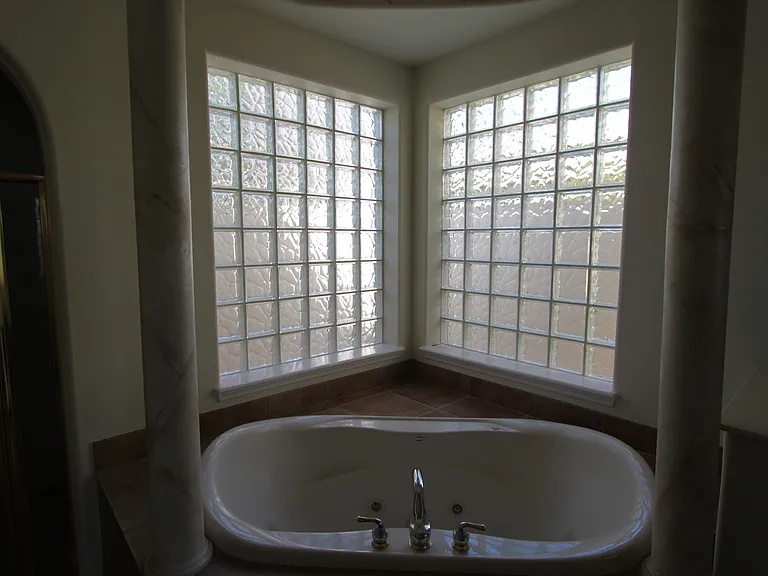 2521 Roat Dr — Photo 8