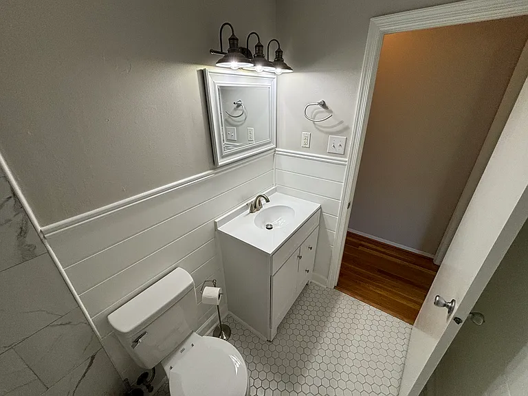 2422 Barracks Pl #3 — Photo 45