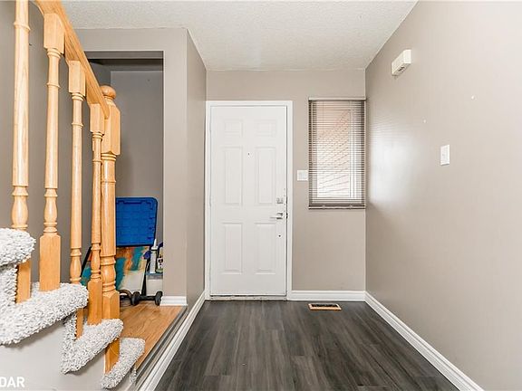 5th image of 43 Laidlaw Dr