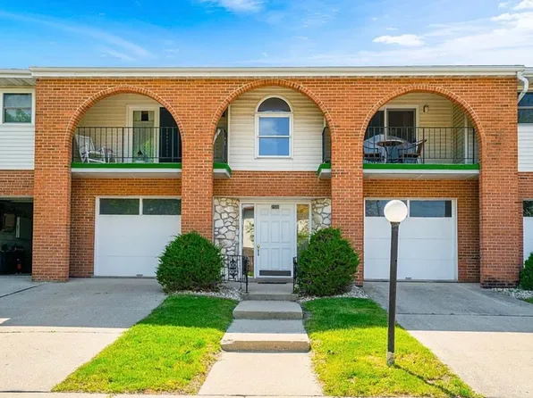 2500 Sycamore Dr APT 106, Morris, IL 60450