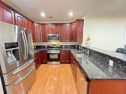 4th image of 126 Dudley St APT 210