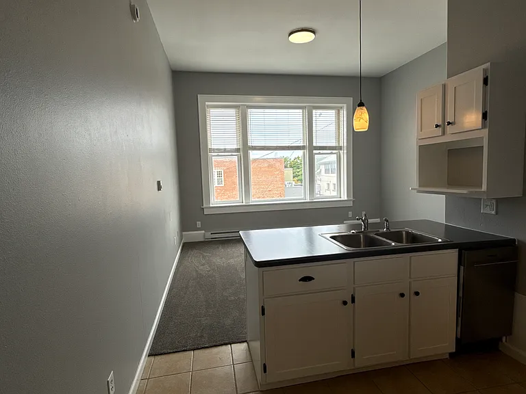 529 N 3rd St #3 — Photo 9