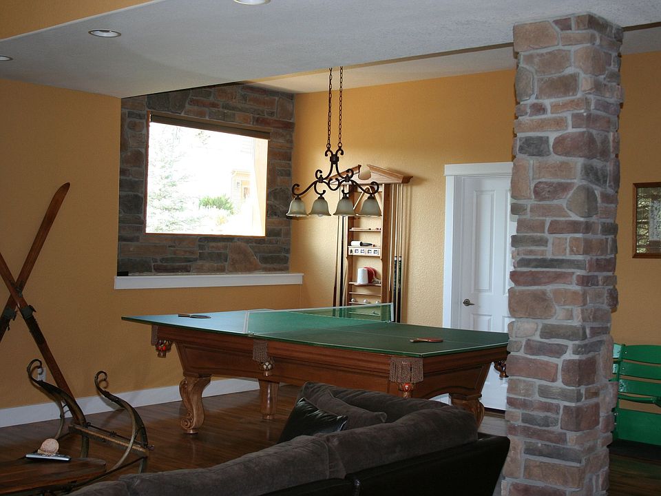 Lower level game area