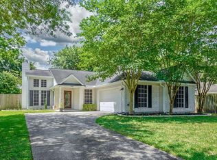 13319 Bexhill Dr, Houston, TX 77065