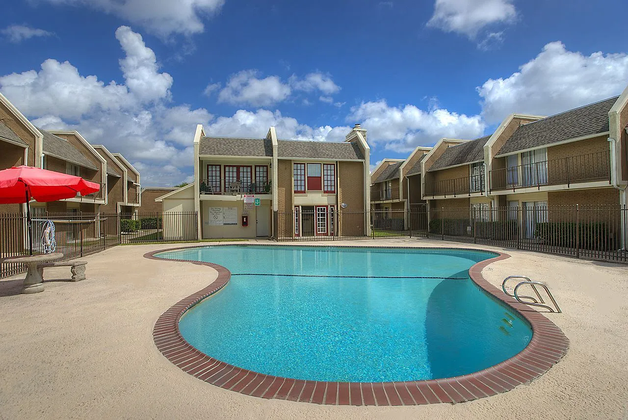 Quay Point Apartments — Photo 3