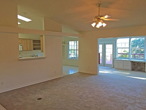 3rd image of 153 Shalako Dr