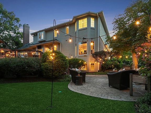 5th image of 1101 New Castle Dr