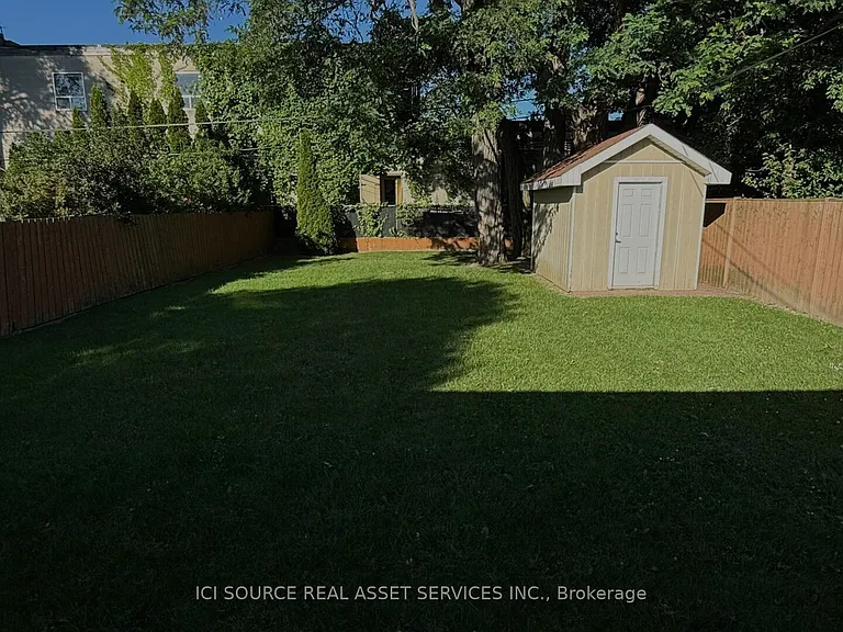 17 Hubert Ave #MAIN FL — Photo 2