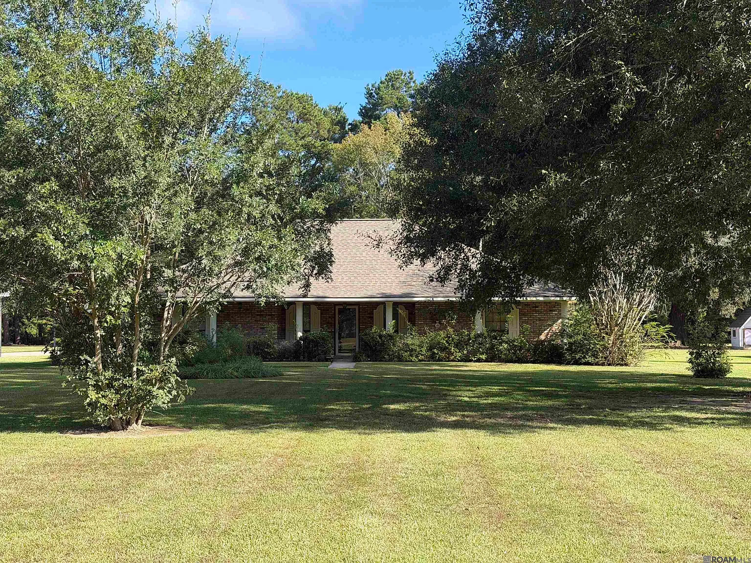 4 bed, 2640 sqft, $2,500 — Photo 1