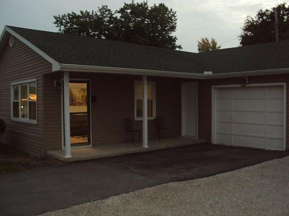 2nd image of 206 Wagner Ave
