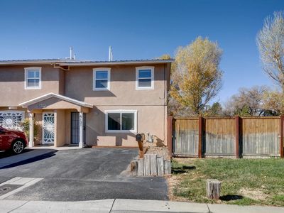 6121 Calle Nueve NW, Albuquerque, NM, 87107