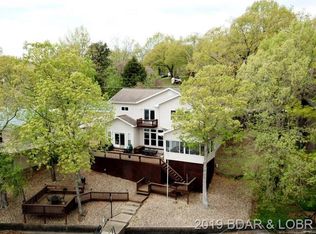 2641 Robin Hood Ln, Roach, MO 65787