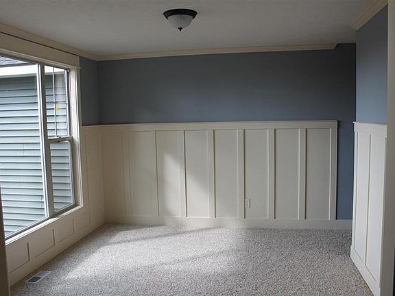 5th image of 525 Lynn Kay Dr