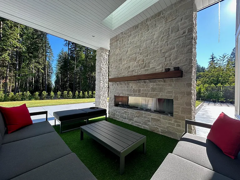 372 Moyne Dr — Photo 29