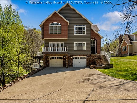 2nd image of 21 Split Rail Dr S