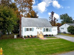 12 Putnam Rd, Fishkill, NY 12524