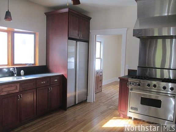5th image of 4986 Stewart Ave
