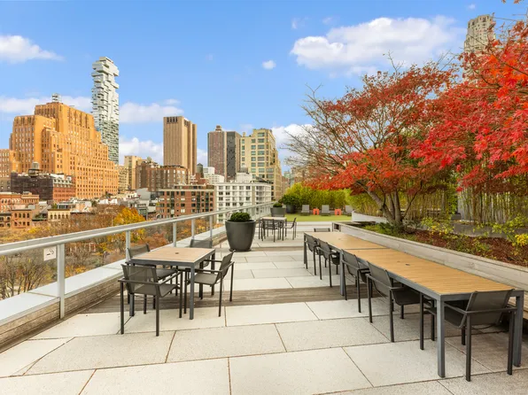 200 Chambers Street image 11 of 11