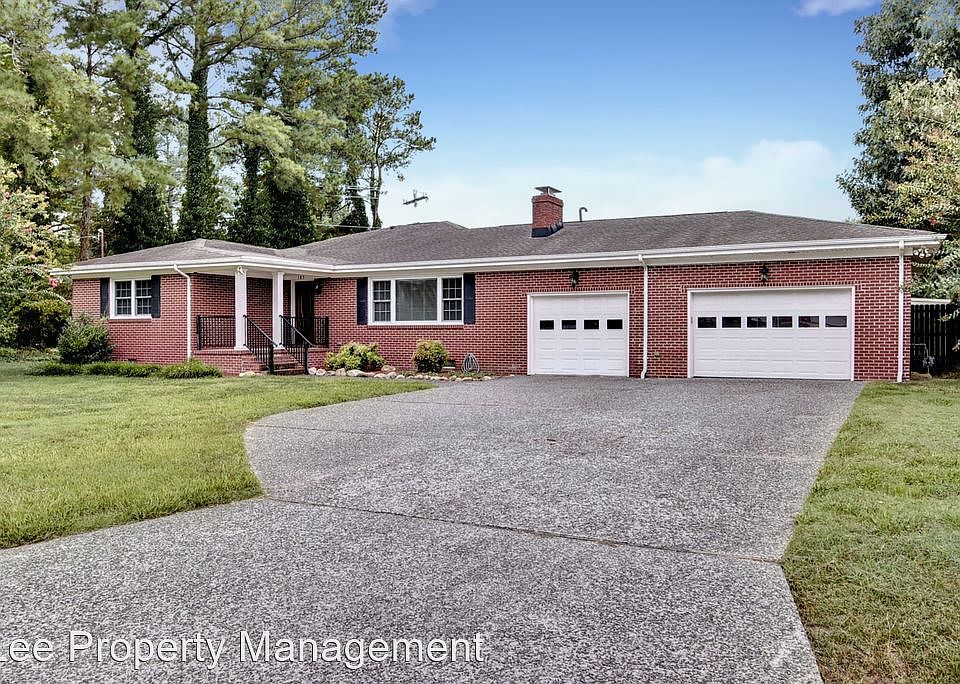 1st image of 103 Yorkshire Dr